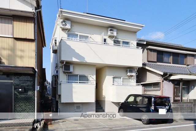 クインズタウンの外観写真