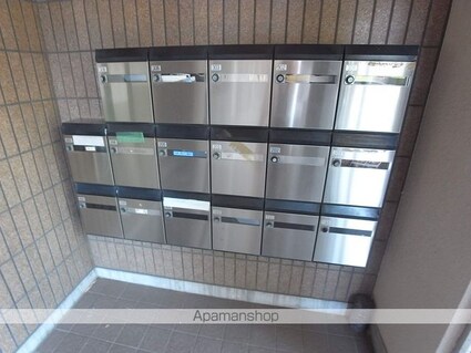 しゃんぐりらひる[2LDK/57m2]の共用部2