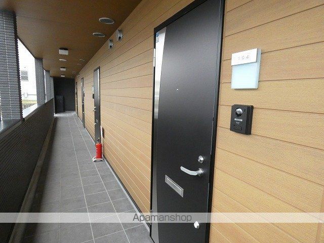 ARLESの玄関写真