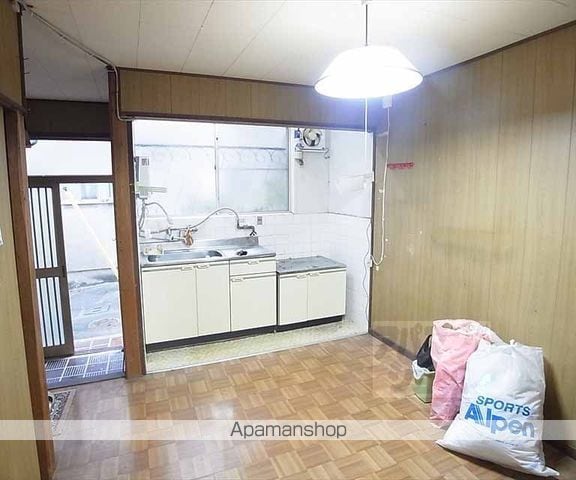 大宮玄琢北町36ー30貸家の内装写真