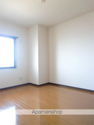 オアシスKOSAIの内装写真