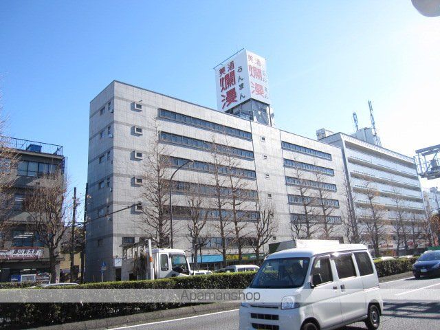高円寺マンションの外観写真