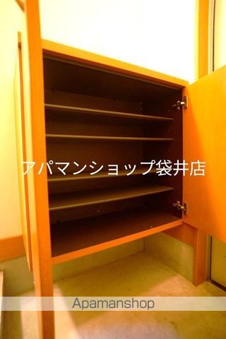 袋井市 1階建 築33年の内装写真