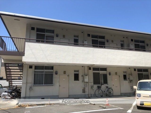尾崎マンションの外観写真