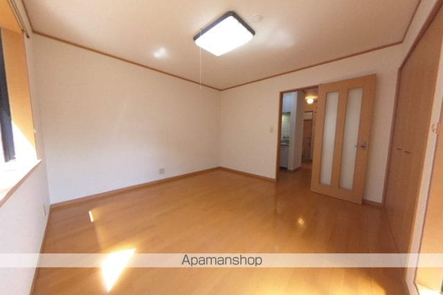 ロイヤルコート浜松町の内装写真