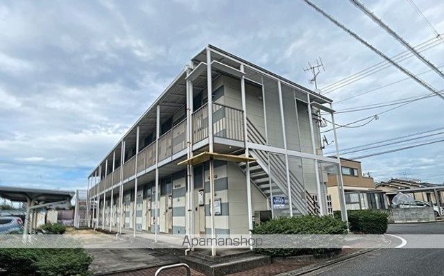 レオパレスルミエールの玄関写真