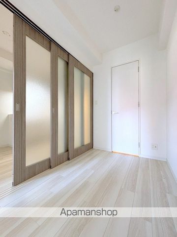ライジングメゾンHOMMACHIBASHIの内装写真