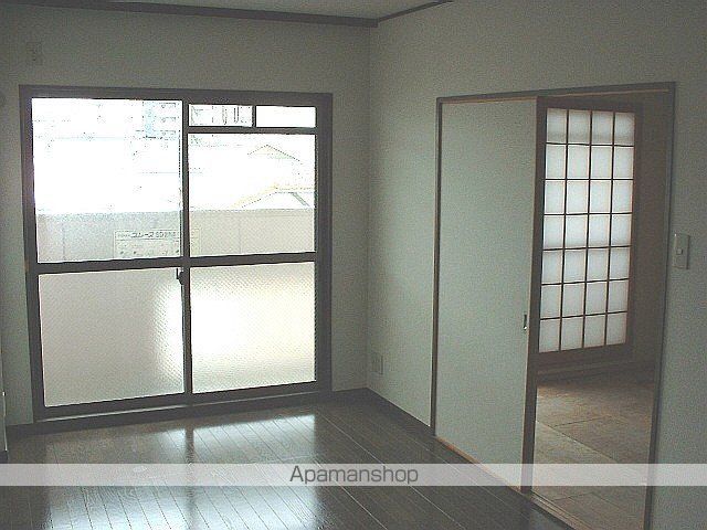 ライジングハイツIIの内装写真