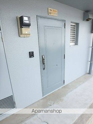 クレストアークの玄関写真