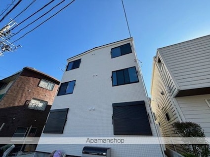 ＡＫｒｙｓｔａｌ[1K/18.95m2]の外観3