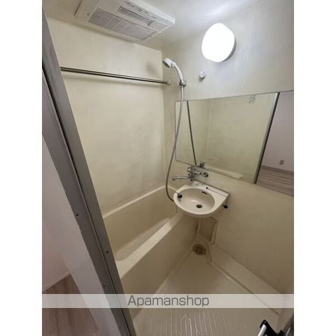 アイワステーションビルVI号館の内装写真