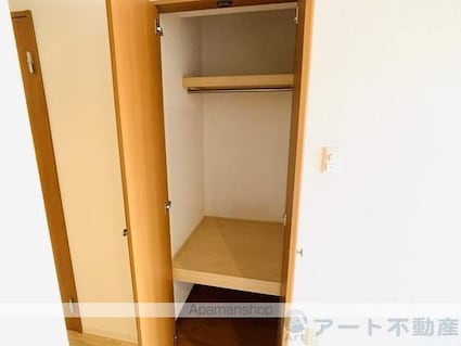愛媛県東温市牛渕[1R/28.8m2]の収納
