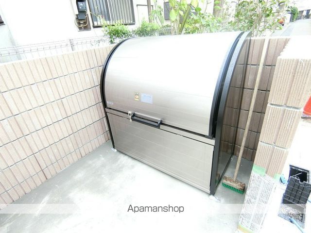リブリ・武蔵小金井の玄関写真