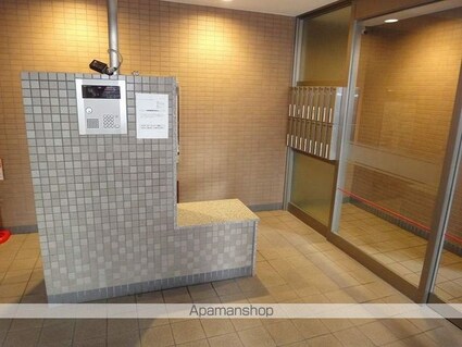 ブライトンコート中万々[2LDK/55.8m2]のエントランス