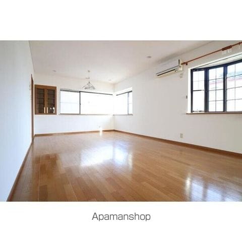 金沢区谷津町戸建の内装写真