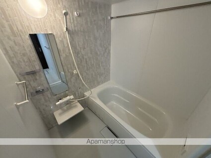 Ｄ’Ｂｌｅｓｓ上大岡[1LDK/45.4m2]のバス