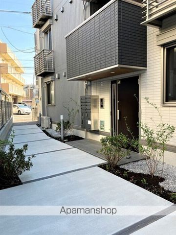 TORISIA今川の玄関写真