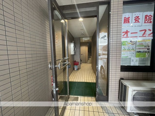アペックス免出の玄関写真