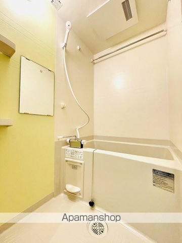 エフ アセシア アセラの内装写真