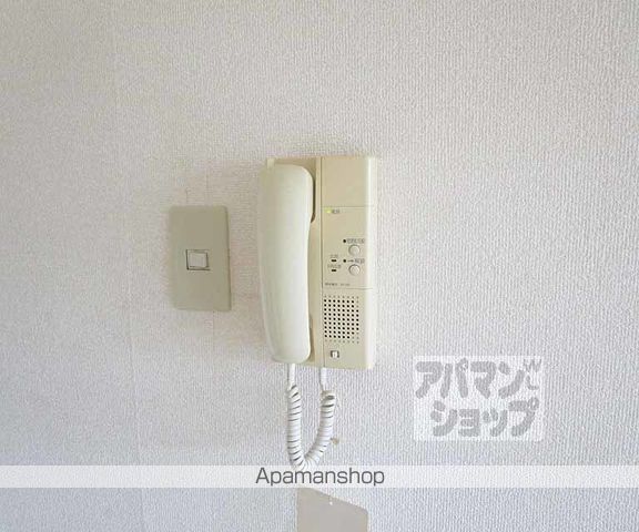 Single Quarters 西賀茂の内装写真