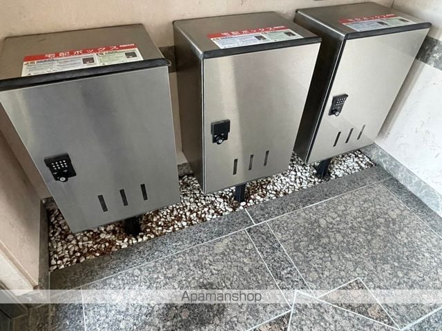 グランドール吉根の玄関写真