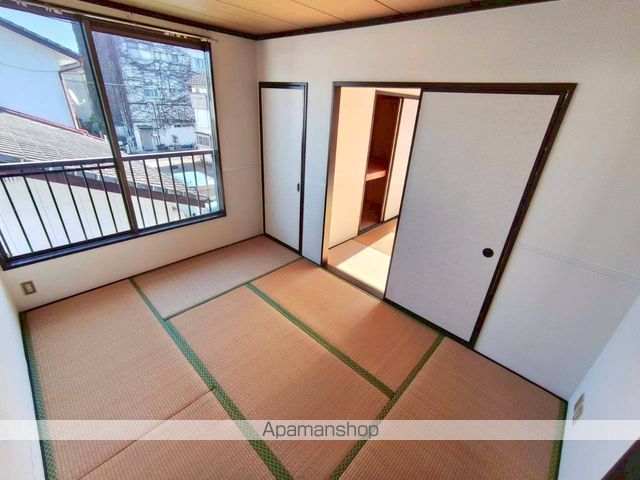 ファミーユはしぐちの内装写真