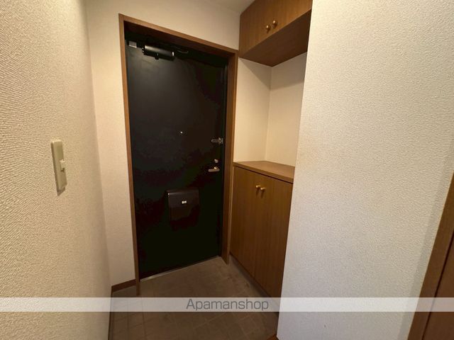 ロイヤルメゾン草上の内装写真