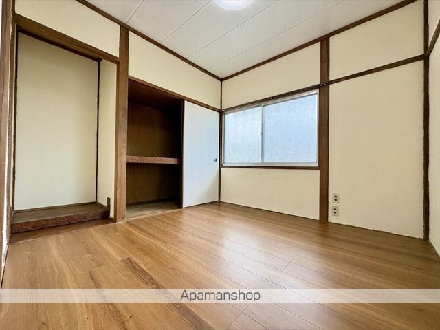 伊賀鉄道 伊賀上野駅 徒歩13分 2階建 築53年の内装写真