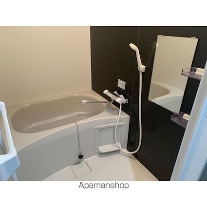 ピースキャピタル上菅[1LDK/62.37m2]のバス