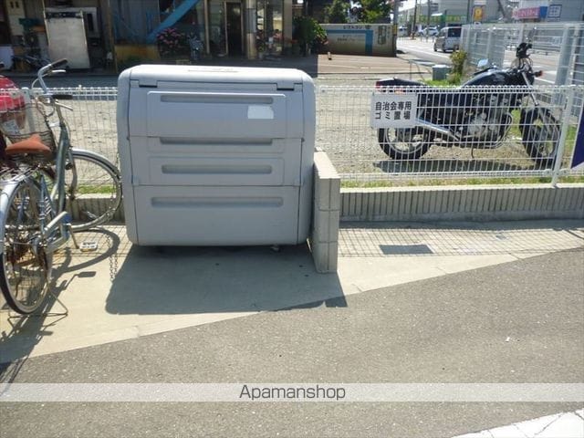 レジデンス四ヶ郷[1R/31.5m2]の共用部3