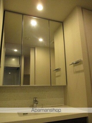 ザ・パークハビオ高円寺レジデンス[1K/25.3m2]の洗面所