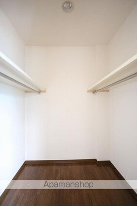 フォブール紅陽Ｂ[2LDK/55.9m2]の収納