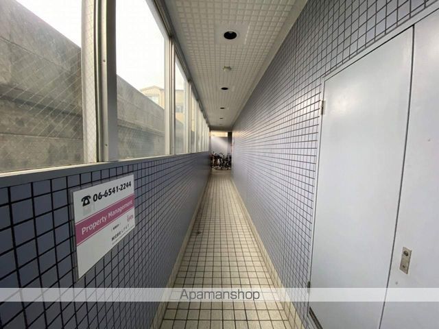 ゴッドフィールドIIIの内装写真