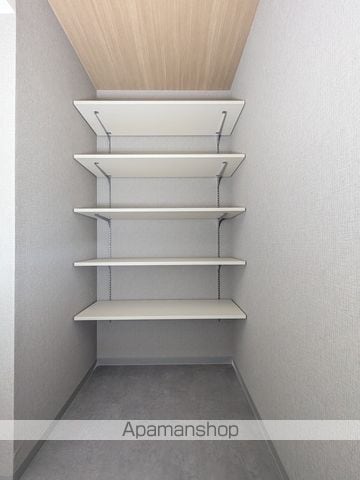 スカイメゾン新町の内装写真