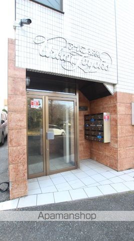アーバン東横の玄関写真