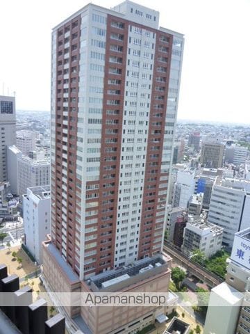 D’sタワーの外観写真