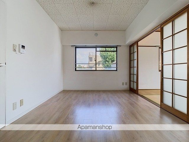 アマランス西田の内装写真