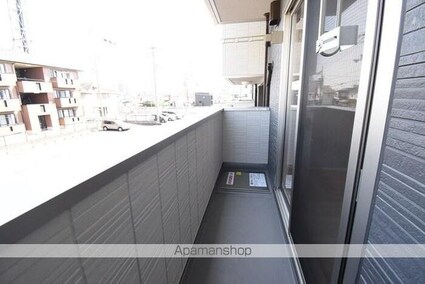 ユニヴェール　Ｄ棟[1LDK/37.79m2]のバルコニー