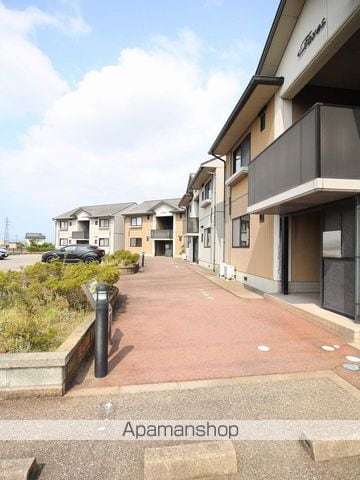 ユウサBの玄関写真
