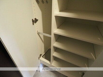 ワンルーフレジデンス上野御徒町[1DK/25.22m2]の収納