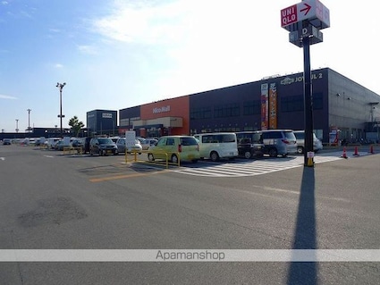 ラリュールＡ[1LDK/46.06m2]の周辺3