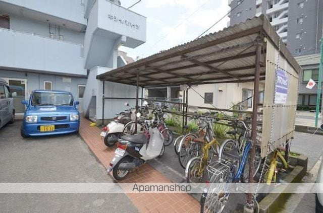 キシャバハイツの玄関写真
