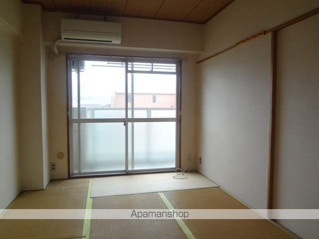 花園マンション巽の内装写真