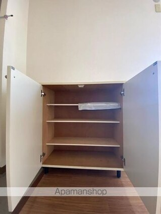 岡ノ城ハイツⅡ[2DK/43.23m2]の玄関