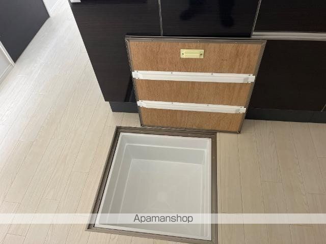PLAINE掛尾の内装写真