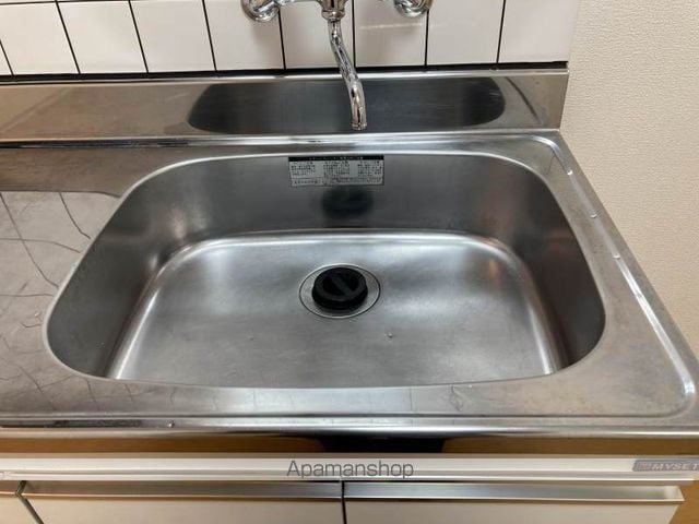 新潟市西区 2階建 築23年の内装写真