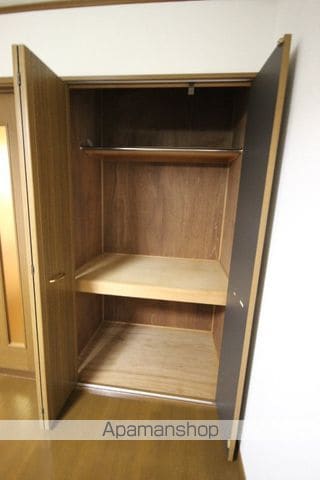 アーバン田部IIの内装写真