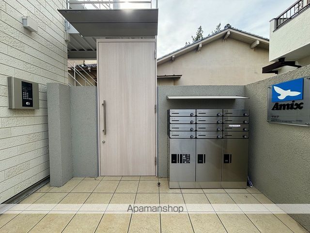千代田・常磐緩行線 亀有駅 徒歩14分 3階建 築4年の玄関写真