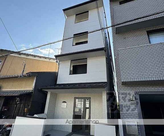 グラン堀川今出川の外観写真