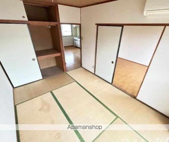 ロイヤルハイツの内装写真